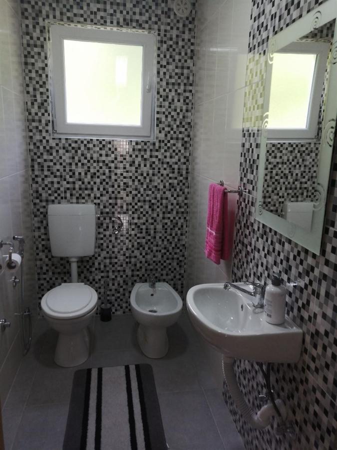 Vacation House Studenac Bihac Luaran gambar