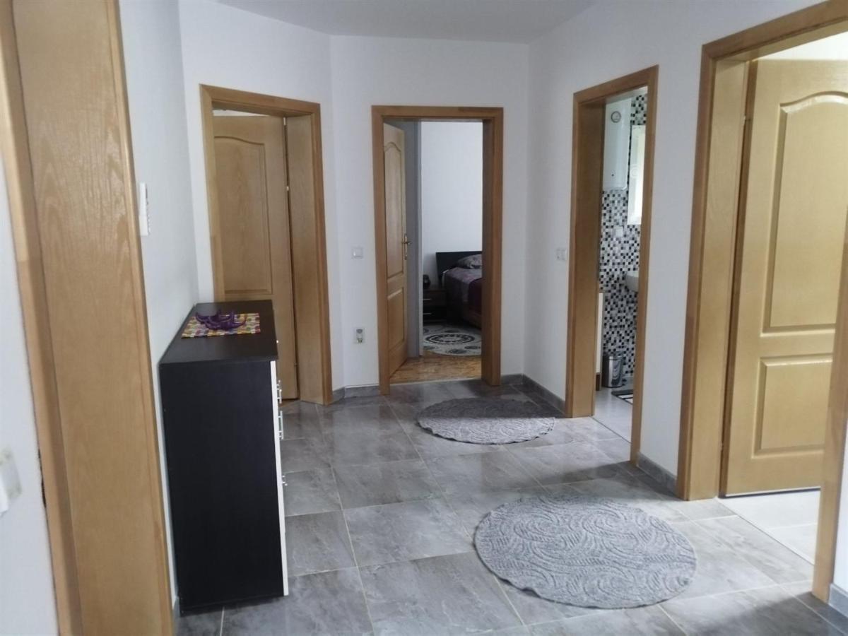 Vacation House Studenac Bihac Luaran gambar