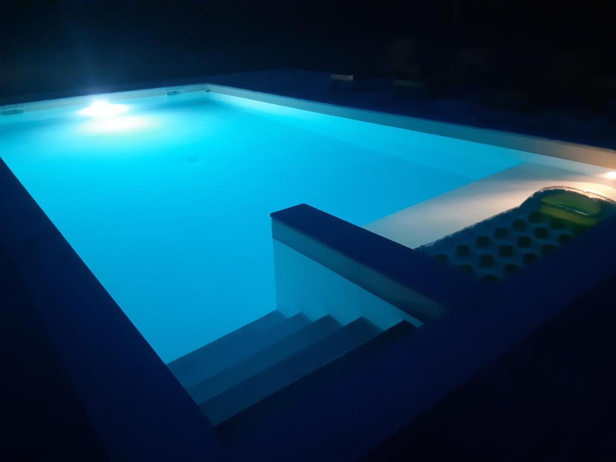 Vacation House Studenac Bihac Luaran gambar