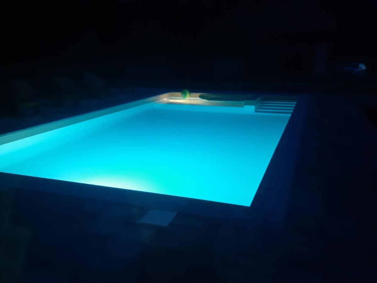 Vacation House Studenac Bihac Luaran gambar