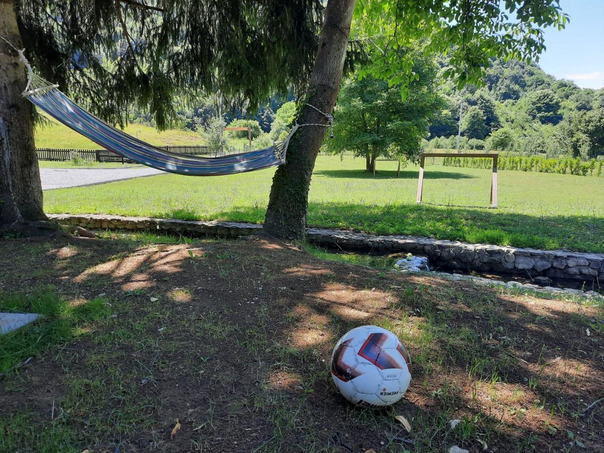 Vacation House Studenac Bihac Luaran gambar