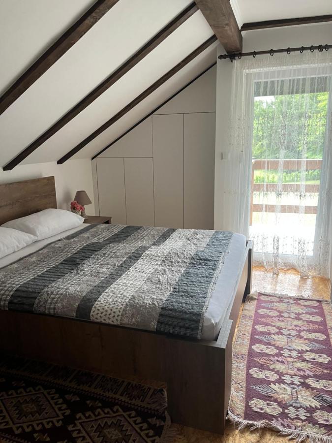 Vacation House Studenac Villa Bihac Luaran gambar