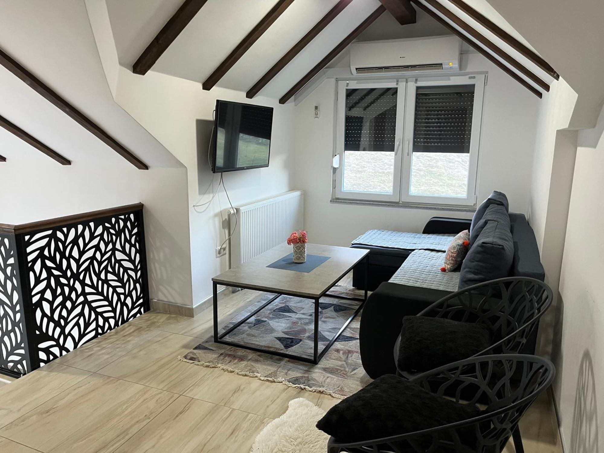 Vacation House Studenac Bihac Luaran gambar