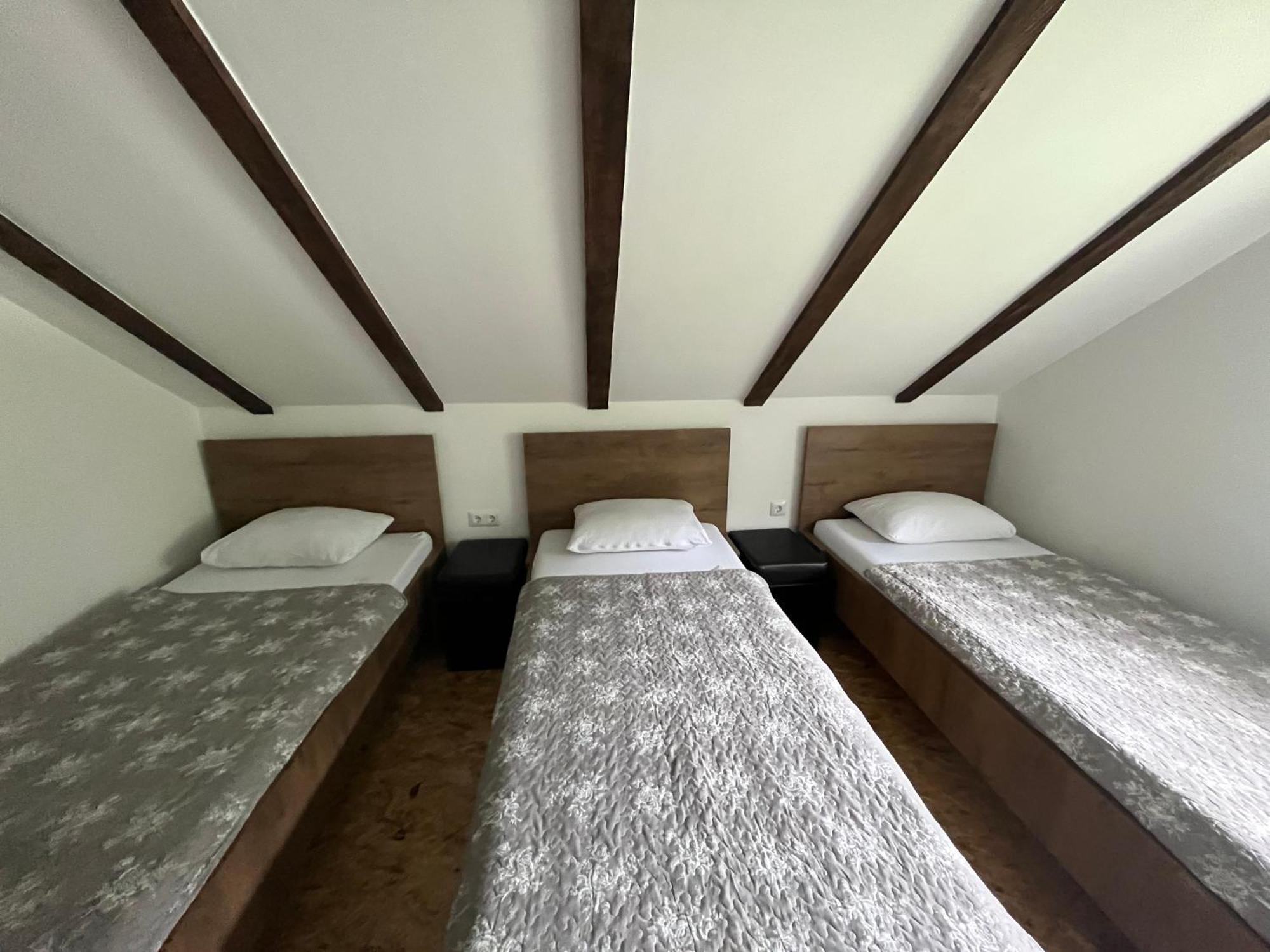 Vacation House Studenac Villa Bihac Luaran gambar