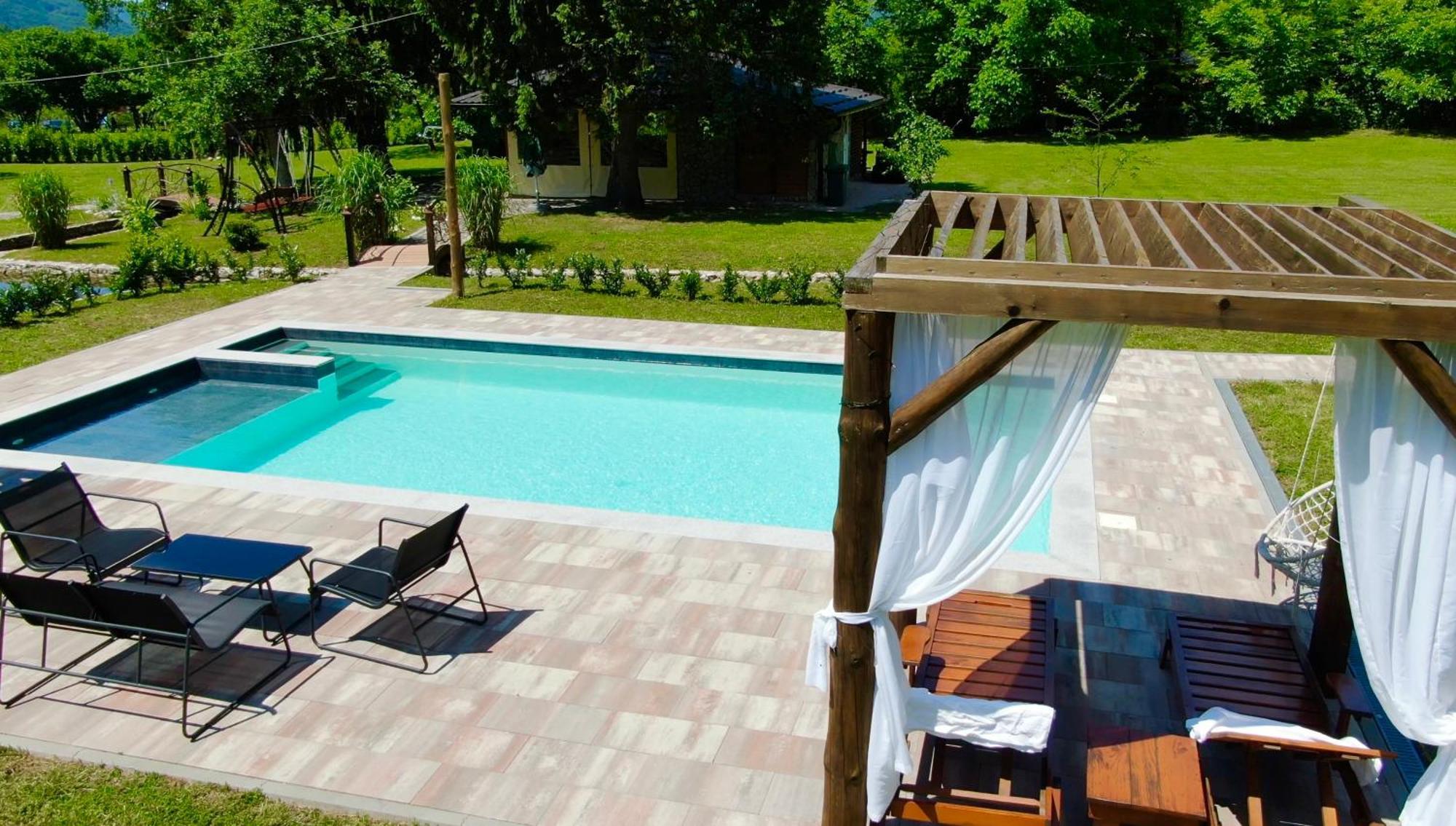 Vacation House Studenac Villa Bihac Luaran gambar